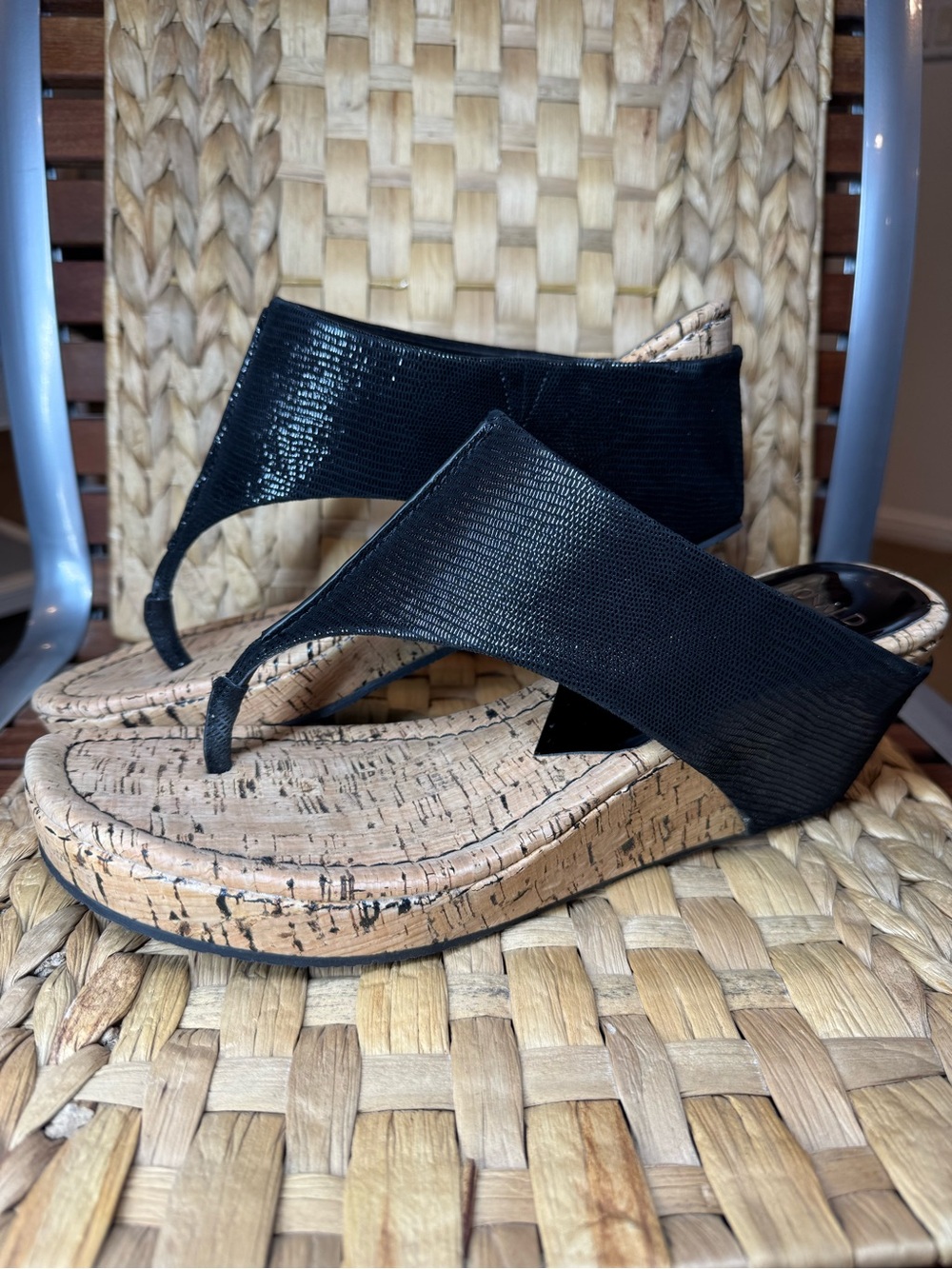 Womens Shoe size 13 Black Wrap Wedges Leather Upper Lizard Suede Donald Pliner